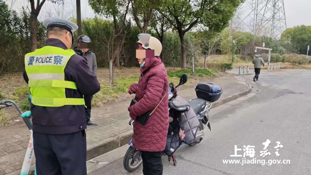 b90bace96bf04aa69551271e2850c51f.jpg b90bace96bf04aa69551271e2850c51f.jpg